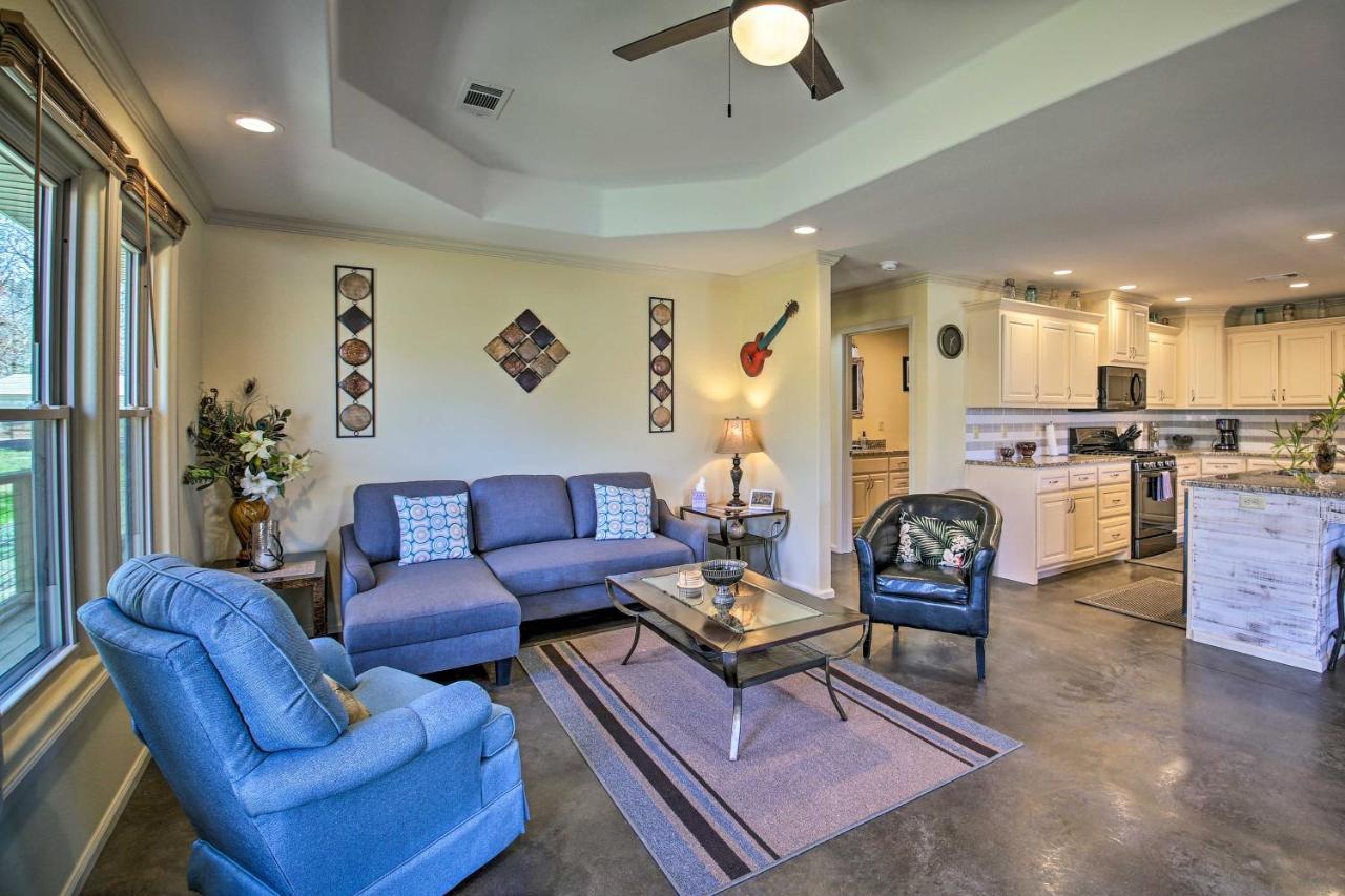 Waterfront Hot Springs Home With Kayaks And Boat Slip! Bagian luar foto